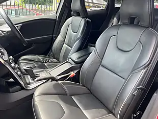 Used 2017 Volvo V40 R-Design Pro Grey - Interior and Exterior details 12