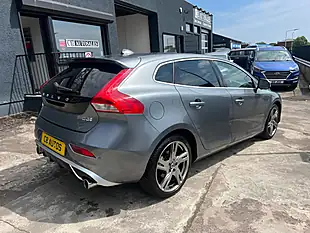 Used 2017 Volvo V40 R-Design Pro Grey - Interior and Exterior details 4