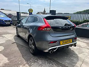 Used 2017 Volvo V40 R-Design Pro Grey - Interior and Exterior details 6