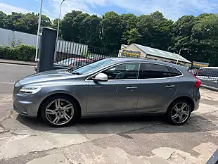 Used 2017 Volvo V40 R-Design Pro Grey - Interior and Exterior details 7