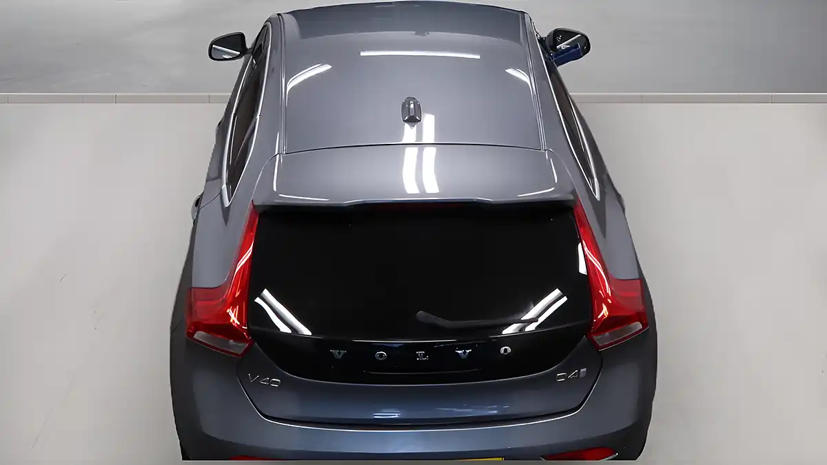 Used 2017 Volvo V40 R-Design Pro Grey - Interior and Exterior details 5