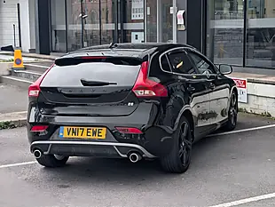Used 2017 Volvo V40 R-Design Pro Onyx Black - Interior and Exterior details 10
