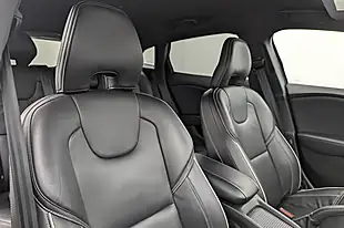 Used 2017 Volvo V40 R-Design Pro Osmium Grey - Interior and Exterior details 12