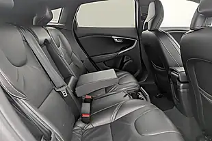 Used 2017 Volvo V40 R-Design Pro Osmium Grey - Interior and Exterior details 13