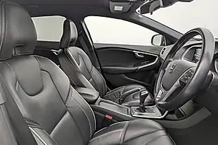Used 2017 Volvo V40 R-Design Pro Osmium Grey - Interior and Exterior details 2