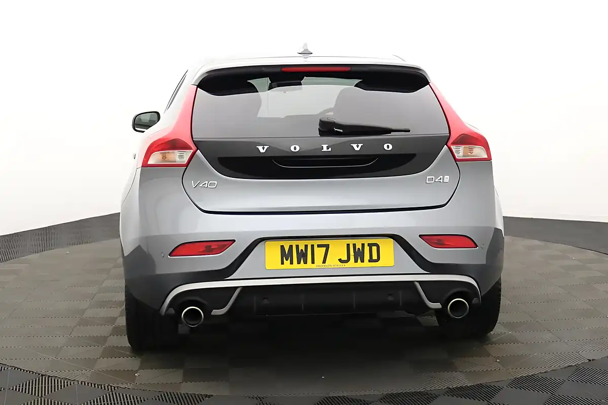 Used 2017 Volvo V40 R-Design Pro Osmium Grey - Interior and Exterior details 4