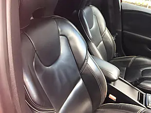 Used 2017 Volvo V40 R-Design Pro Red - Interior and Exterior details 17