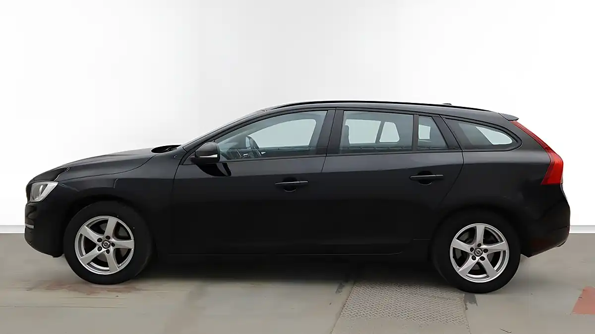 Used 2017 Volvo V60 Business Edition Lux Black - Interior and Exterior details 6