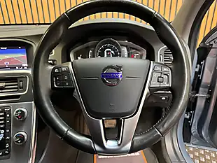 Used 2017 Volvo V60 Lux Nav Mussel Blue - Interior and Exterior details 13