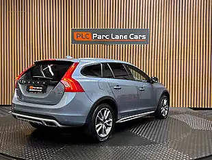 Used 2017 Volvo V60 Lux Nav Mussel Blue - Interior and Exterior details 3