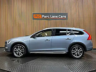 Used 2017 Volvo V60 Lux Nav Mussel Blue - Interior and Exterior details 7