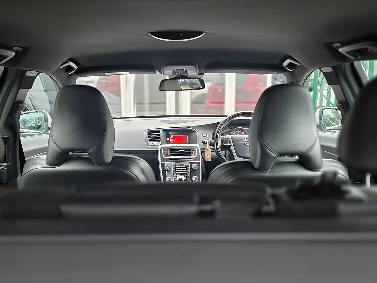 Used 2017 Volvo V60 R-Design Nav Grey - Interior and Exterior details 9