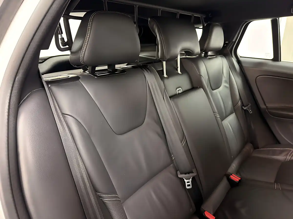 Used 2017 Volvo V60 R-Design Nav White - Interior and Exterior details 11