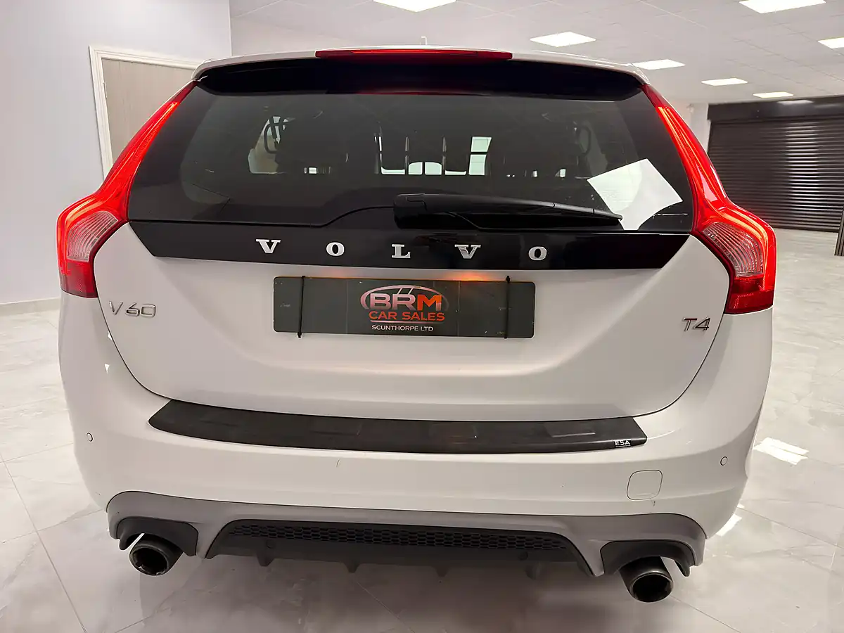 Used 2017 Volvo V60 R-Design Nav White - Interior and Exterior details 7
