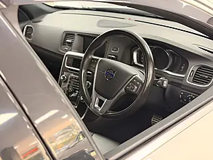 Used 2017 Volvo V60 R-Design Nav White - Interior and Exterior details 9