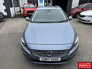 Used 2017 Volvo V60 Se Lux Nav Mussel Blue - Interior and Exterior details 9