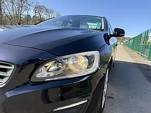 Used 2017 Volvo V60 Se Nav Blue - Interior and Exterior details 11