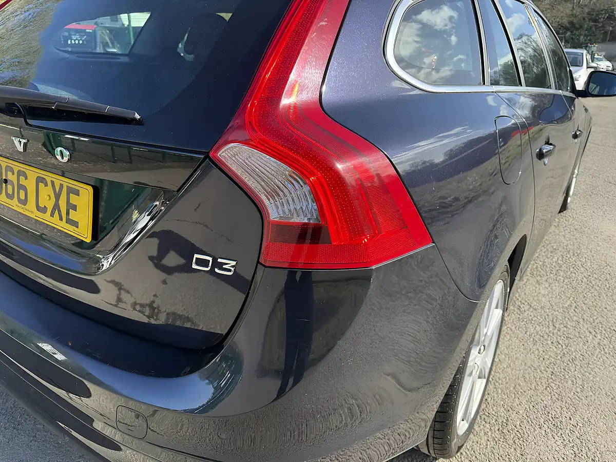 Used 2017 Volvo V60 Se Nav Blue - Interior and Exterior details 13