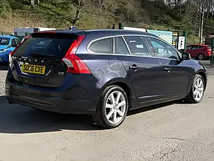 Used 2017 Volvo V60 Se Nav Blue - Interior and Exterior details 6