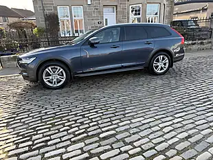 Used 2017 Volvo V90 Cross Country Powerpulse Pro Denim Blue - Interior and Exterior details 11
