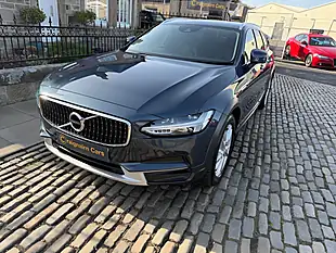 Used 2017 Volvo V90 Cross Country Powerpulse Pro Denim Blue - Interior and Exterior details 6