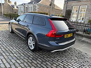 Used 2017 Volvo V90 Cross Country Powerpulse Pro Denim Blue - Interior and Exterior details 7