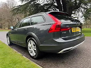 Used 2017 Volvo V90 Cross Country Pro Grey - Interior and Exterior details 13