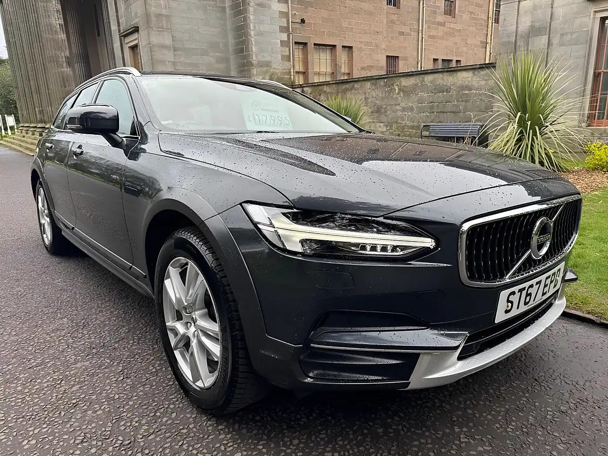 Used 2017 Volvo V90 Cross Country Pro Grey - Interior and Exterior details 14
