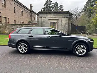 Used 2017 Volvo V90 Cross Country Pro Grey - Interior and Exterior details 6
