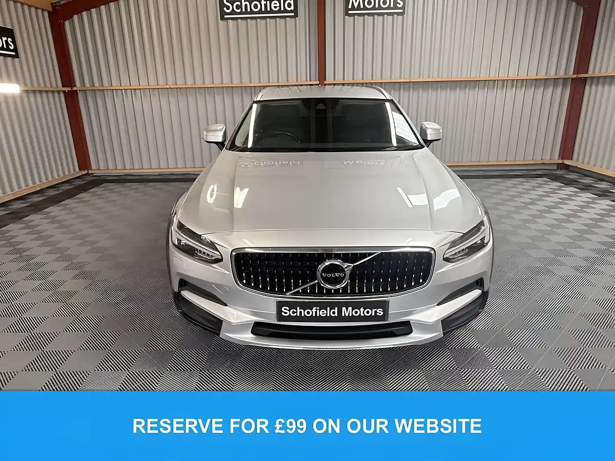 Used 2017 Volvo V90 Cross Country Pro Silver - Interior and Exterior details 3