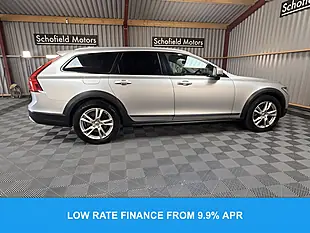 Used 2017 Volvo V90 Cross Country Pro Silver - Interior and Exterior details 4