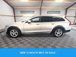 Used 2017 Volvo V90 Cross Country Pro Silver - Interior and Exterior details 5