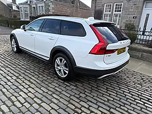 Used 2017 Volvo V90 Cross Country White - Interior and Exterior details 5