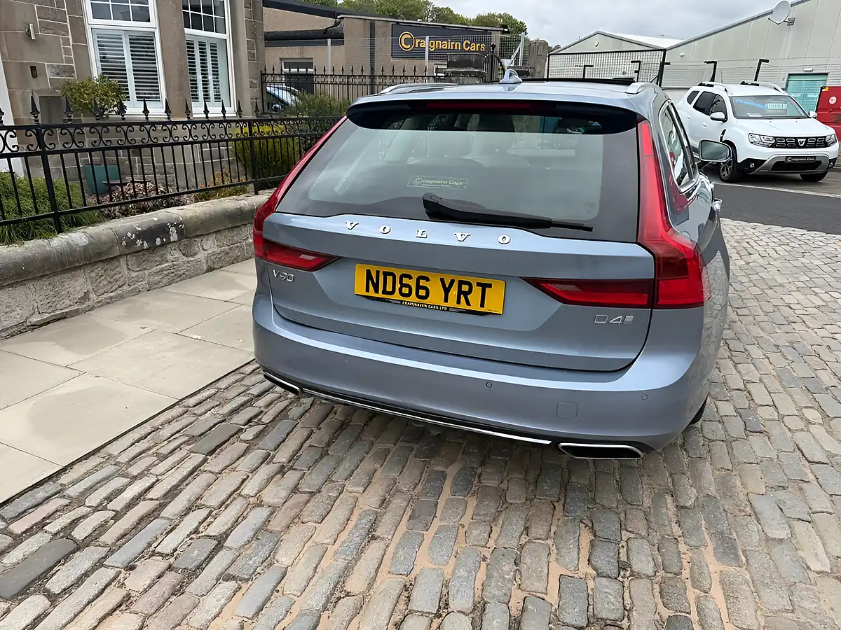 Used 2017 Volvo V90 Inscription Blue - Interior and Exterior details 15