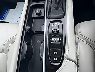 Used 2017 Volvo V90 Inscription Blue - Interior and Exterior details 18