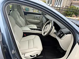 Used 2017 Volvo V90 Inscription Blue - Interior and Exterior details 2