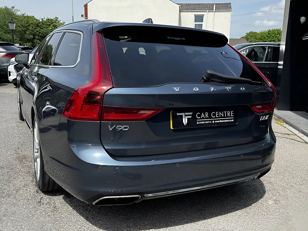 Used 2017 Volvo V90 Inscription Pro Blue - Interior and Exterior details 6