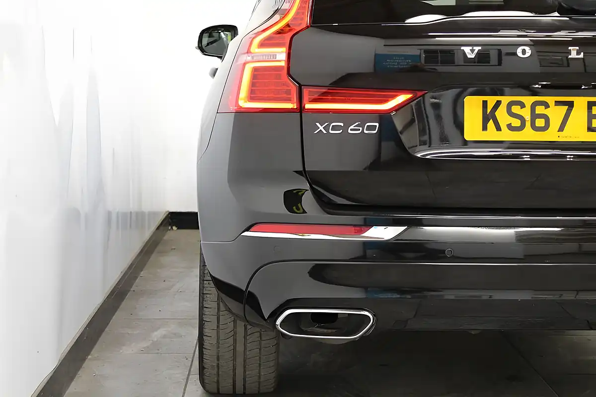 Used 2017 Volvo XC60 Inscription Pro Black - Interior and Exterior details 11