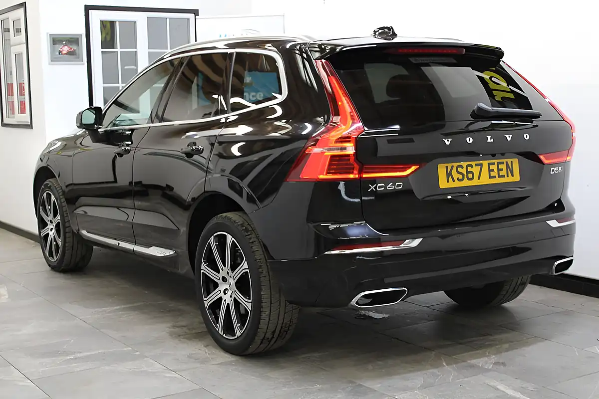 Used 2017 Volvo XC60 Inscription Pro Black - Interior and Exterior details 9