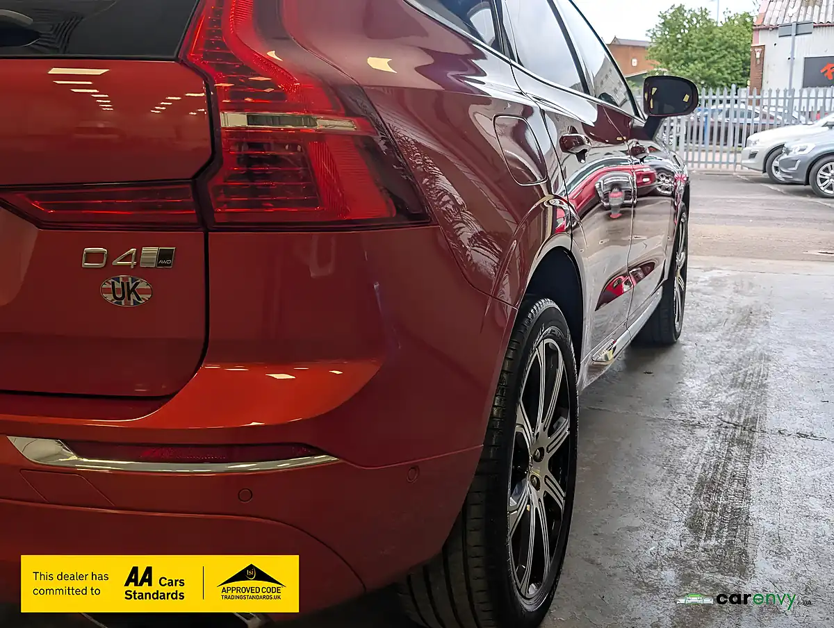 Used 2017 Volvo XC60 Inscription Pro Fusion Red - Interior and Exterior details 11