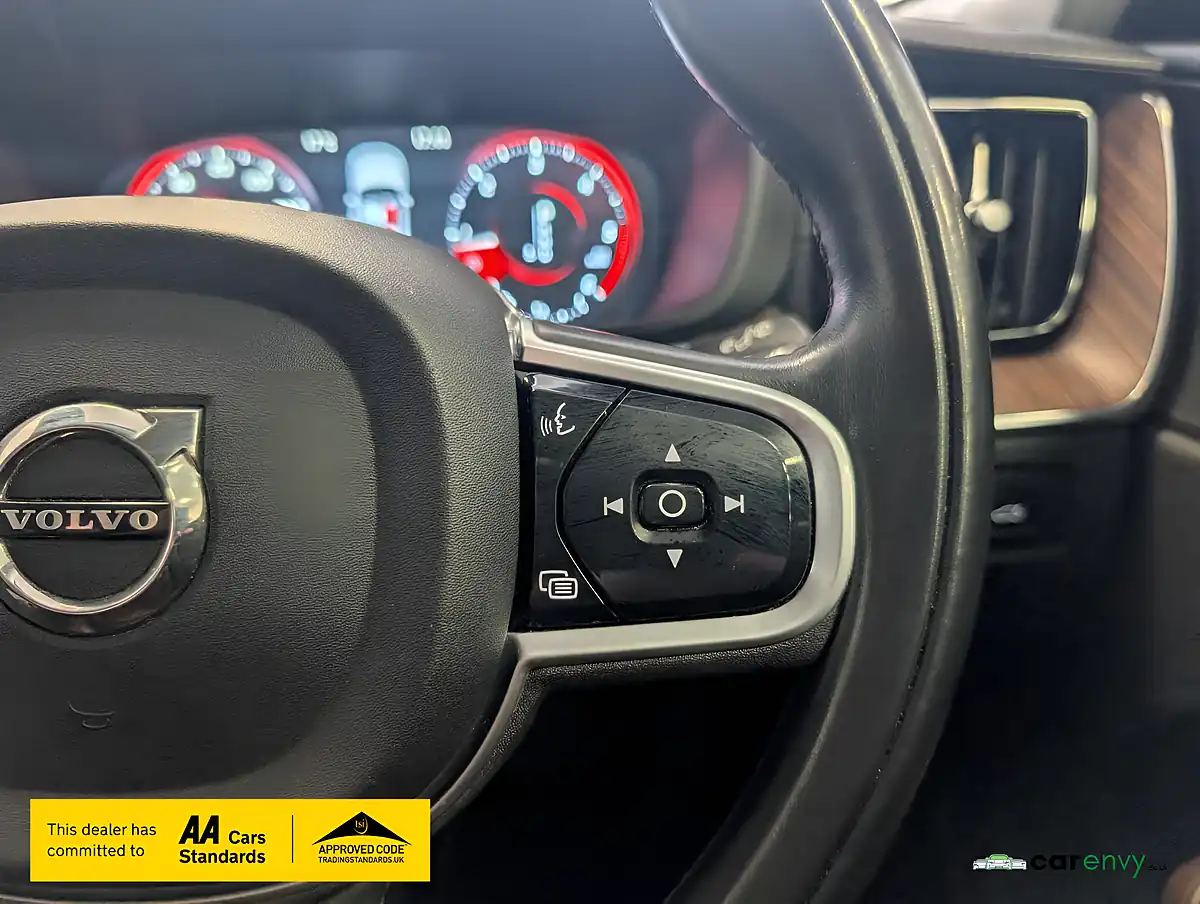 Used 2017 Volvo XC60 Inscription Pro Fusion Red - Interior and Exterior details 17