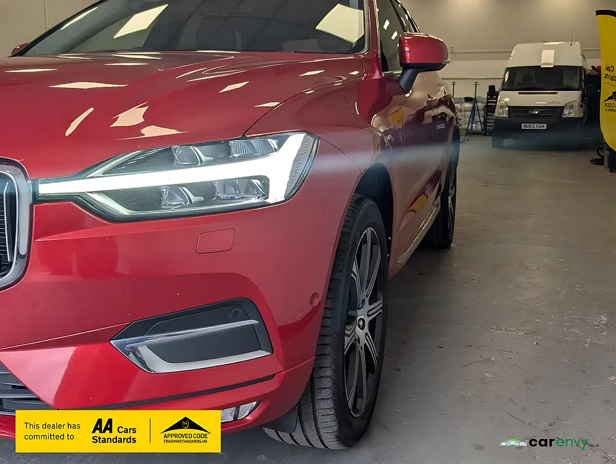 Used 2017 Volvo XC60 Inscription Pro Fusion Red - Interior and Exterior details 5