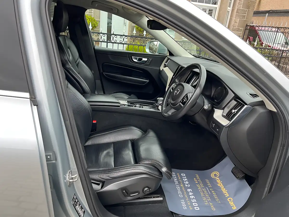 Used 2017 Volvo XC60 Inscription Silver - Interior and Exterior details 2