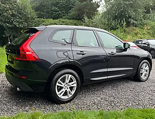 Used 2017 Volvo XC60 Momentum Onyx Black - Interior and Exterior details 3