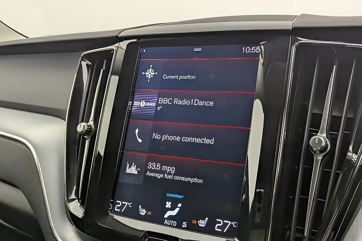 Used 2017 Volvo XC60 Momentum Pro White - Interior and Exterior details 14