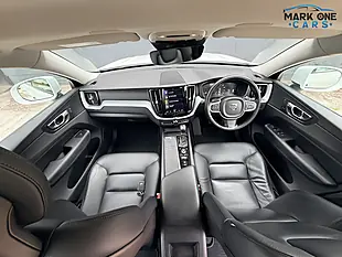 Used 2017 Volvo XC60 Momentum White - Interior and Exterior details 3