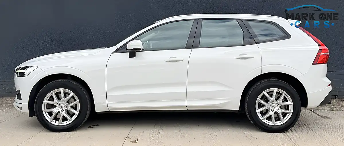 Used 2017 Volvo XC60 Momentum White - Interior and Exterior details 7