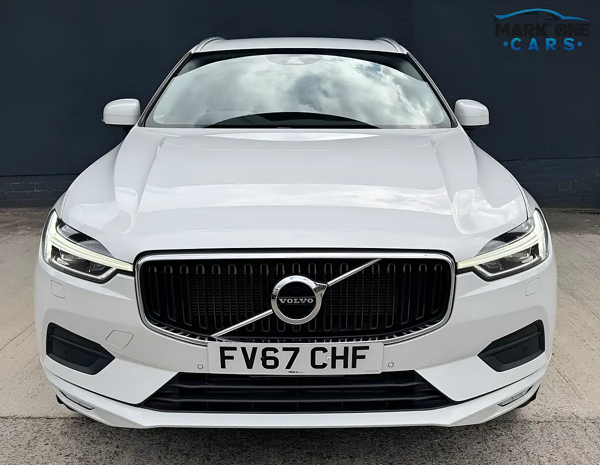 Used 2017 Volvo XC60 Momentum White - Interior and Exterior details 8
