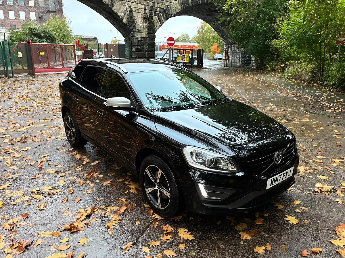 Used 2017 Volvo XC60 R-Design Lux Nav Black - Interior and Exterior details 20