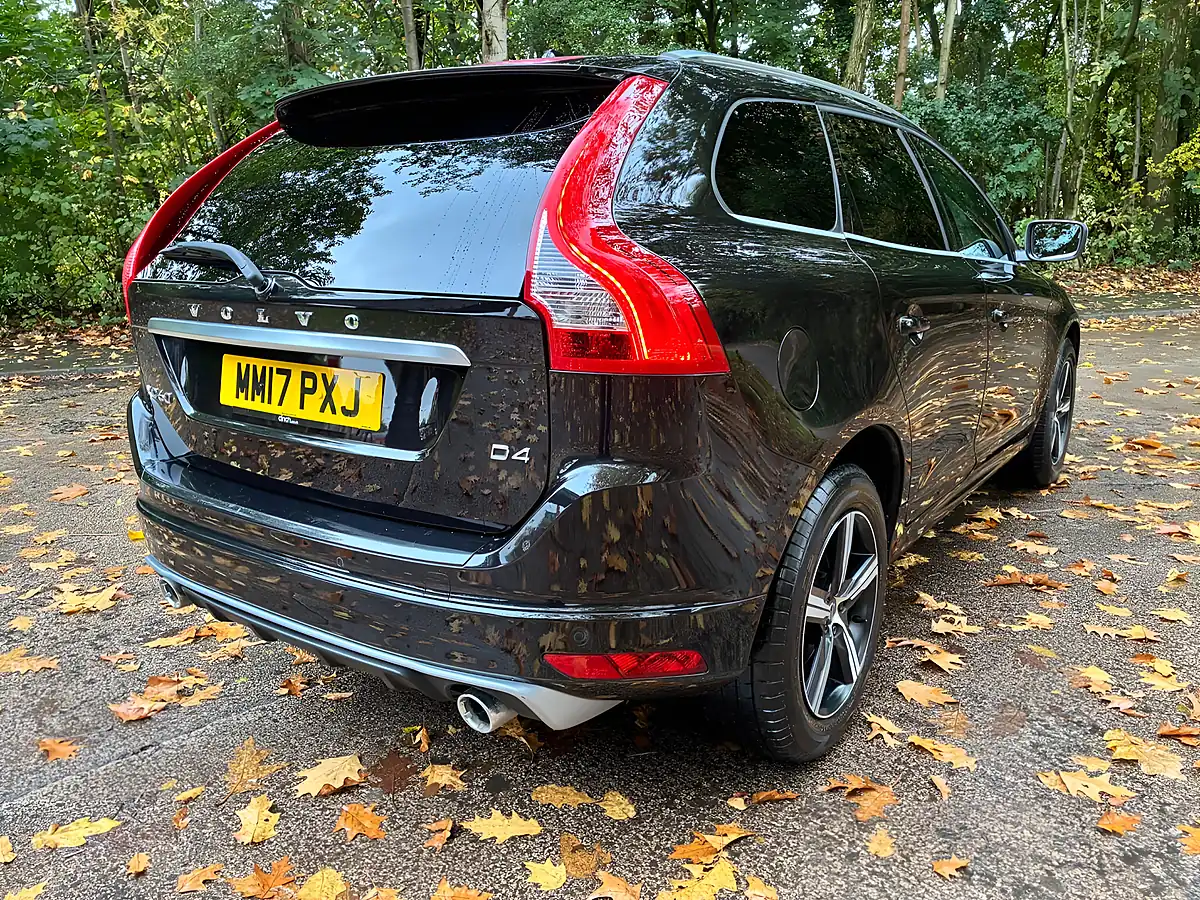 Used 2017 Volvo XC60 R-Design Lux Nav Black - Interior and Exterior details 6